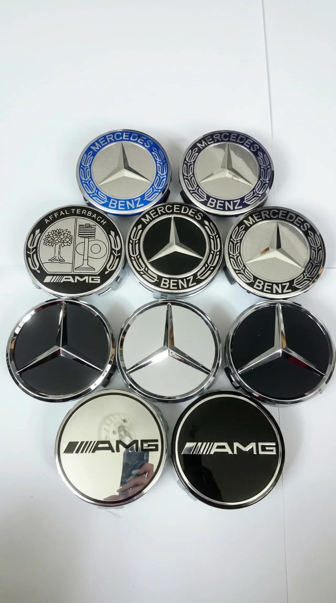 Mercedes centre caps
